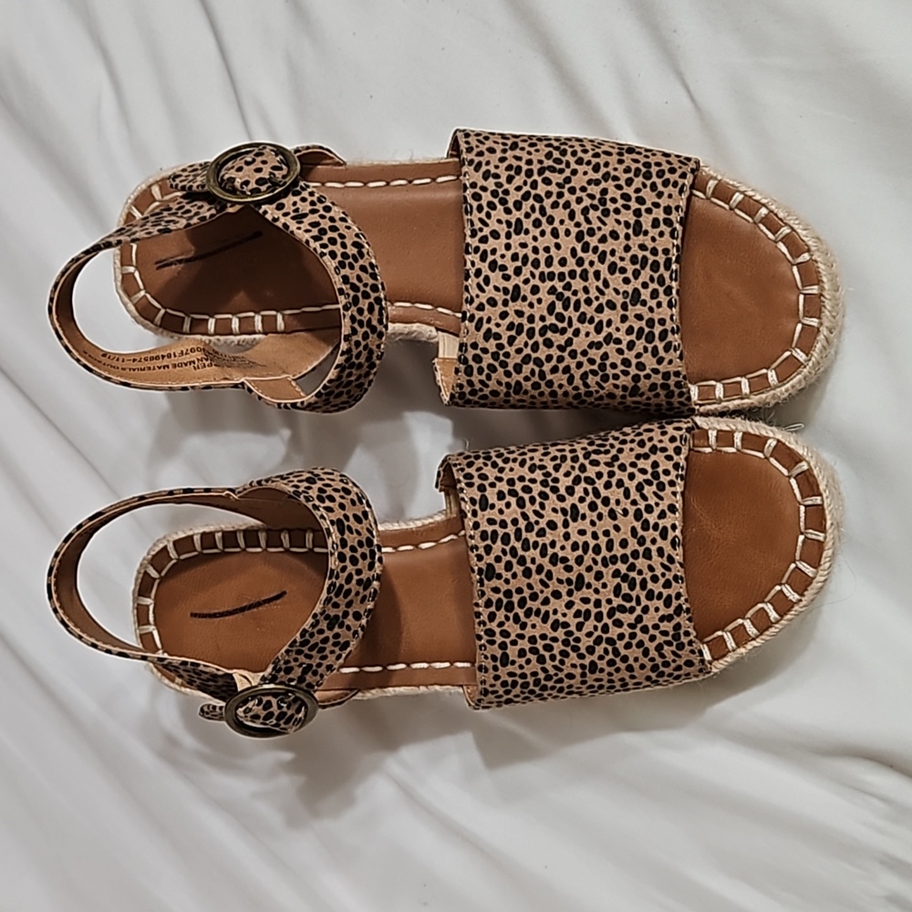 Universal Thread Animal Print Wedges
